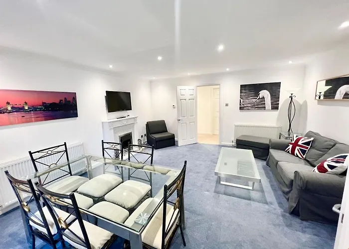 Modern Apartment Central London