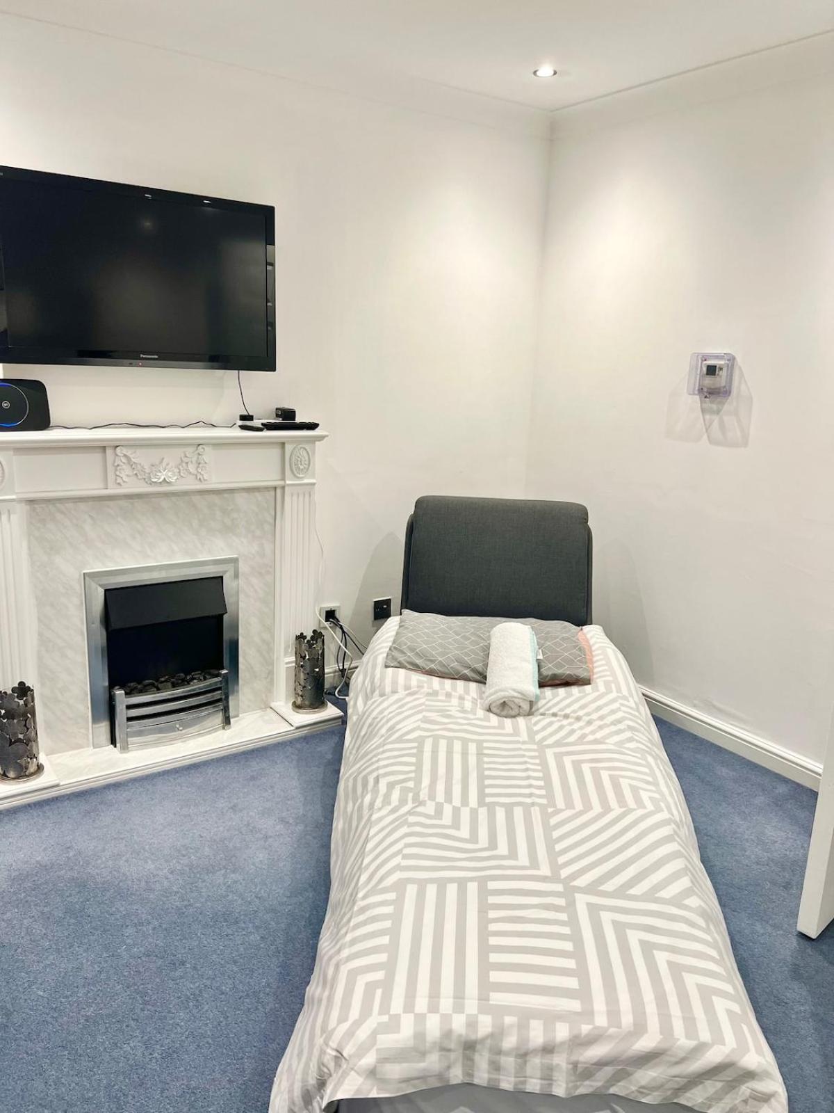 Modern Central Apartment London